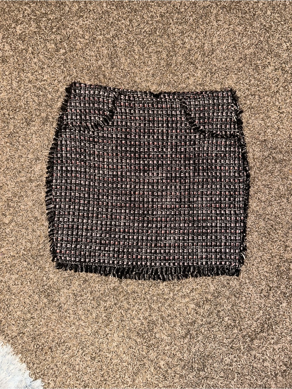 Bebe Black/Pink/Silver Tweed Mini Skirt size 2